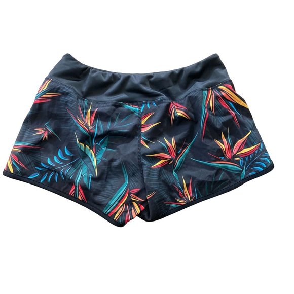 NWOT-Project X -Medium-Women's-Athletic shorts-Retails $57 - Picture 3 of 3